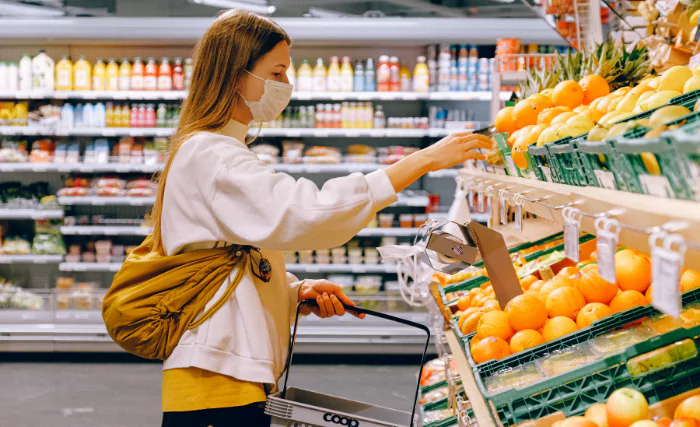 grocery-reflecting-retail-featured